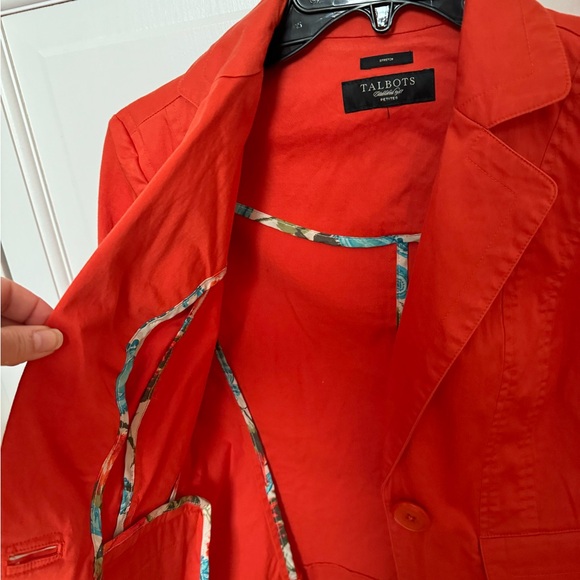 Talbots blazer jacket. New never worn. No tags. Petite size 2 or 4.  Red. - Picture 3 of 9